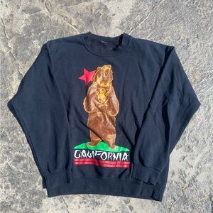 Men’s vintage 2000s California crewneck men’s size medium